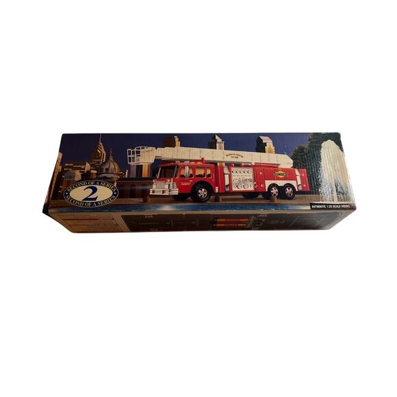 Sunoco Aerial Tower Fire Truck Marcus Hook 1995 Collectors Edition - Picture 3 of 3